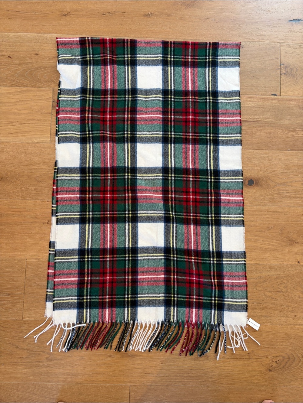 Banana Republic NWT Classic Plaid Scarf
